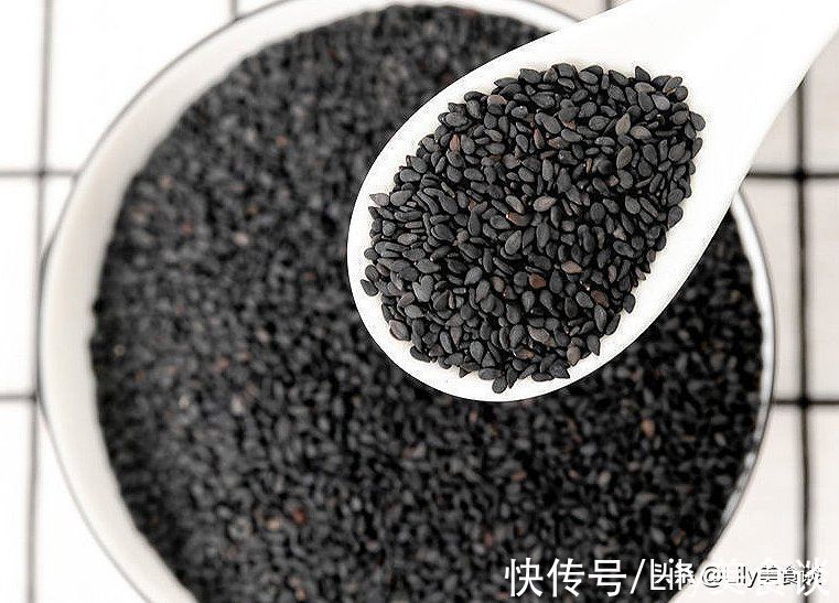 黑芝麻|冬天易疲劳,7种食物要多吃,“卵磷脂”含量高,男女老幼都受益