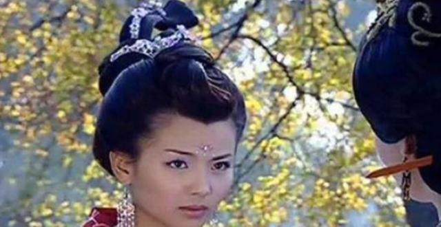 开挂|此女一生都在开挂,熬死主子升成正室,最后还当上了开国皇后