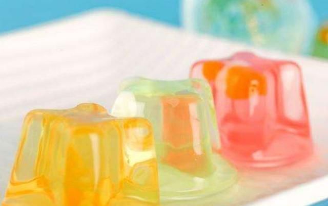 添加剂|以下零食家长最好不要给孩子吃,不然会影响孩子大脑发育,别忽视