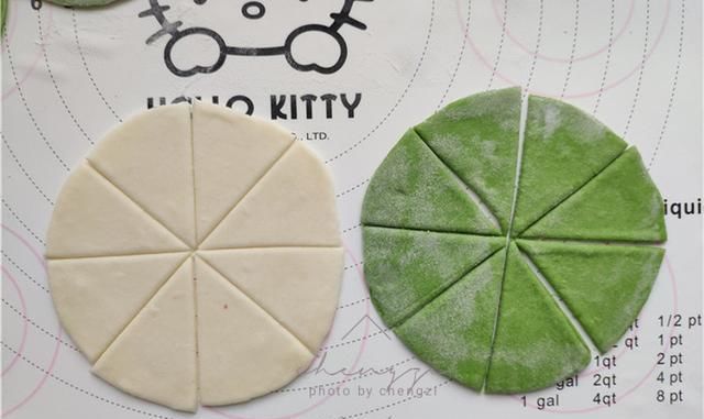 晒我做的早餐，让人眼前一亮！暄软好吃，网友：花卷也能如此惊艳