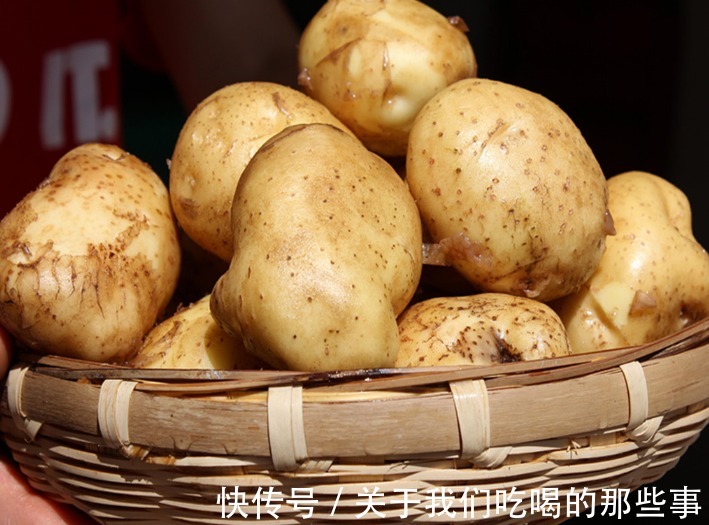 保存土豆别放地上，教你一妙招，放3个月也新鲜，不青不烂不发芽