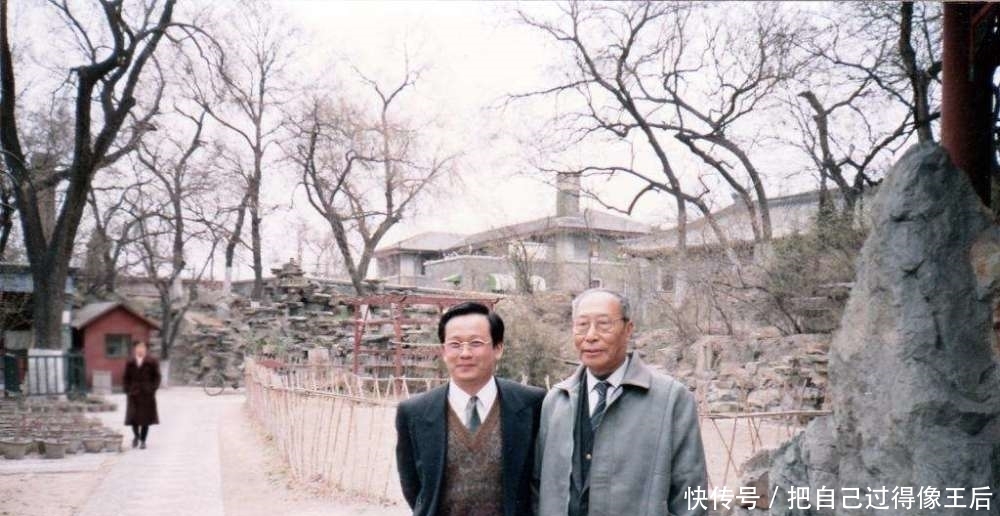 二代|他即是富二代，也是官二代，奶奶是慈禧，哥哥是皇帝