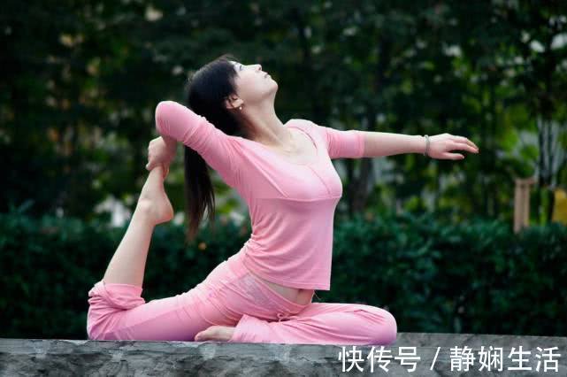 控制血糖|血糖高的人,睡觉时可能有3种表现,若全没有,糖尿病或离你很远