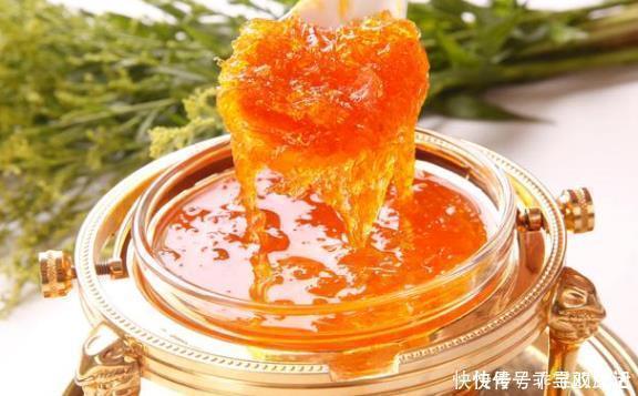 营养物质|皱纹“害怕”4种食物,若你爱吃,或能紧致肌肤