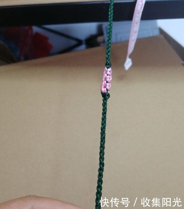 漂亮|3朵漂亮的桃花结手链,非常适合女生佩戴,清新又好看!附编法!