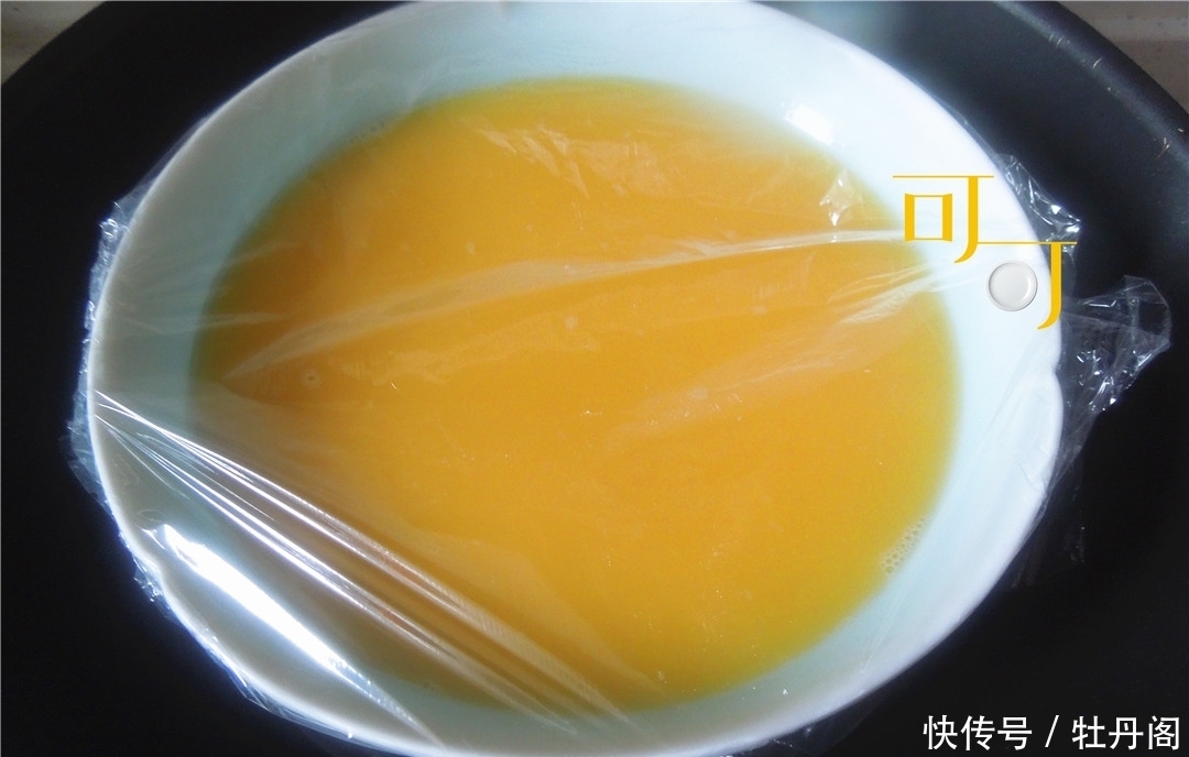 鸡蛋羹这么蒸鲜香滑嫩,老少都爱,我家餐桌上的常客,一学就会