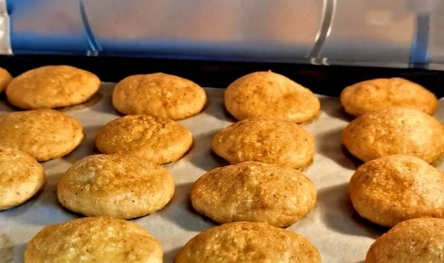 夏天|夏天，鸡胸肉别再炸着吃了，试试此做法，做成面食，好吃又下饭