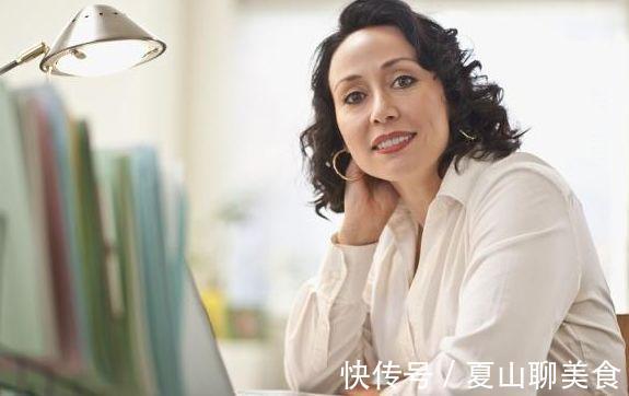 冷饮|女人到中年，容易长肚子，建议多吃点碱性食物，肚腩悄悄不见