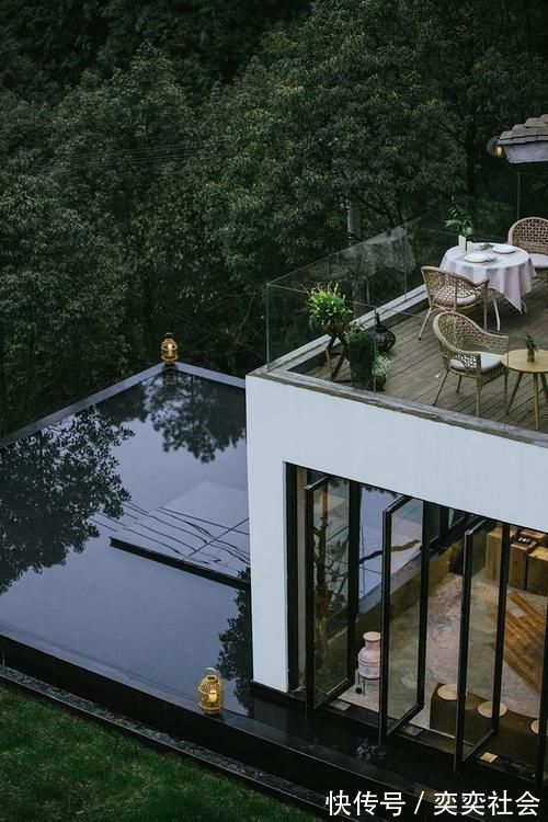 草木|他归隐山林，租了栋800㎡废弃三合院，改造后，却让网友羡慕不已