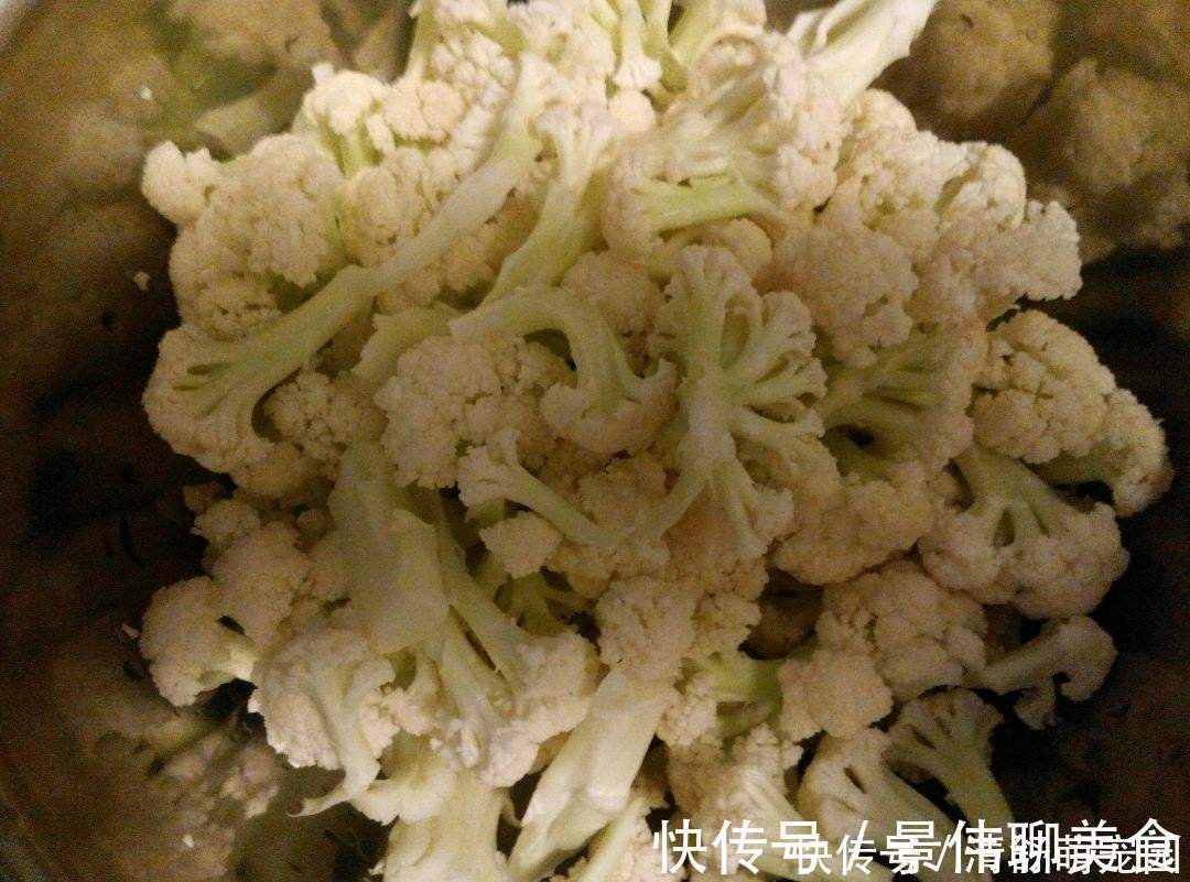 炒花菜时，很多人忽略了这一步，难怪不易熟还不入味