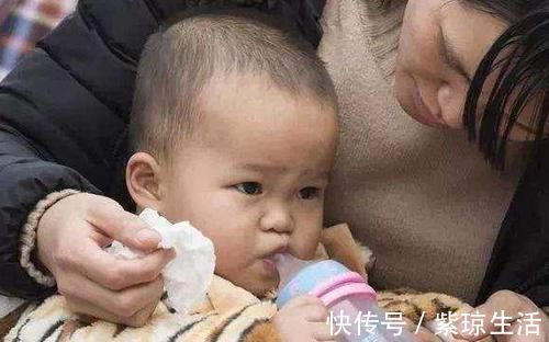 一觉|为什么吃母乳的孩子晚上频繁醒呢?吃奶粉的孩子一觉睡到天亮?
