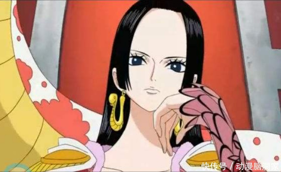 性感|海贼王最经典的三大动作,女帝霸气而性感,还记得克洛船长吗?