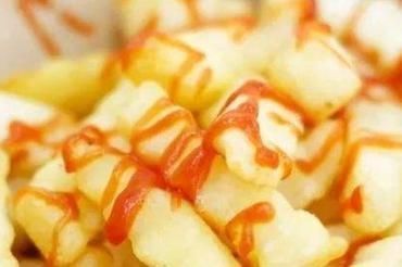 网评4种“从糖里长出来”的小吃,炸牛奶上榜,图四吃一回上瘾