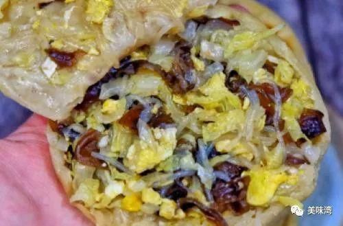 不用揉面也不用发面的馅饼,皮薄馅足,吃一口就上瘾