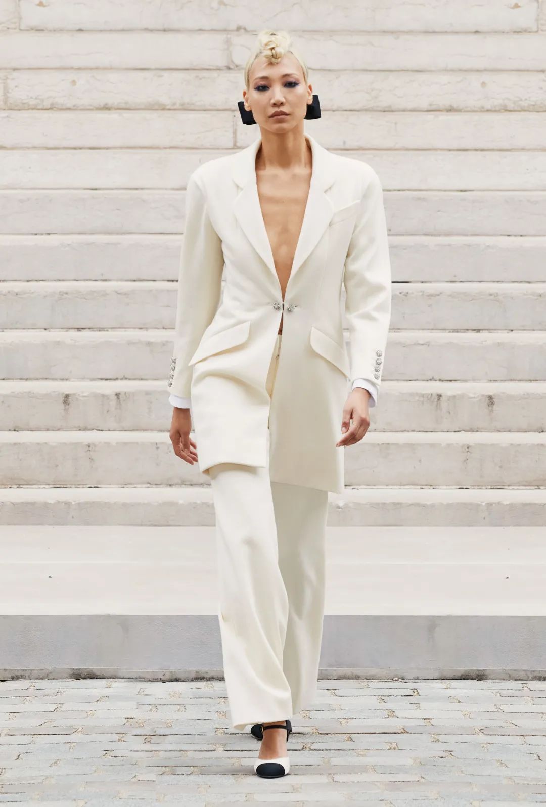 b2021秋冬巴黎高定时装周，仙境也不过如此吧