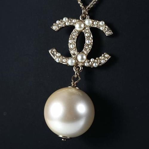 香奈儿编织的珍珠梦，是否与当初的理念相违背？