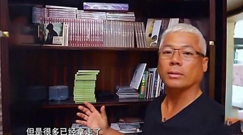 巫啟賢|走進(jìn)巫啟賢現(xiàn)實(shí)的家，住著獨(dú)棟的豪宅，平時(shí)在家還親自做飯吃