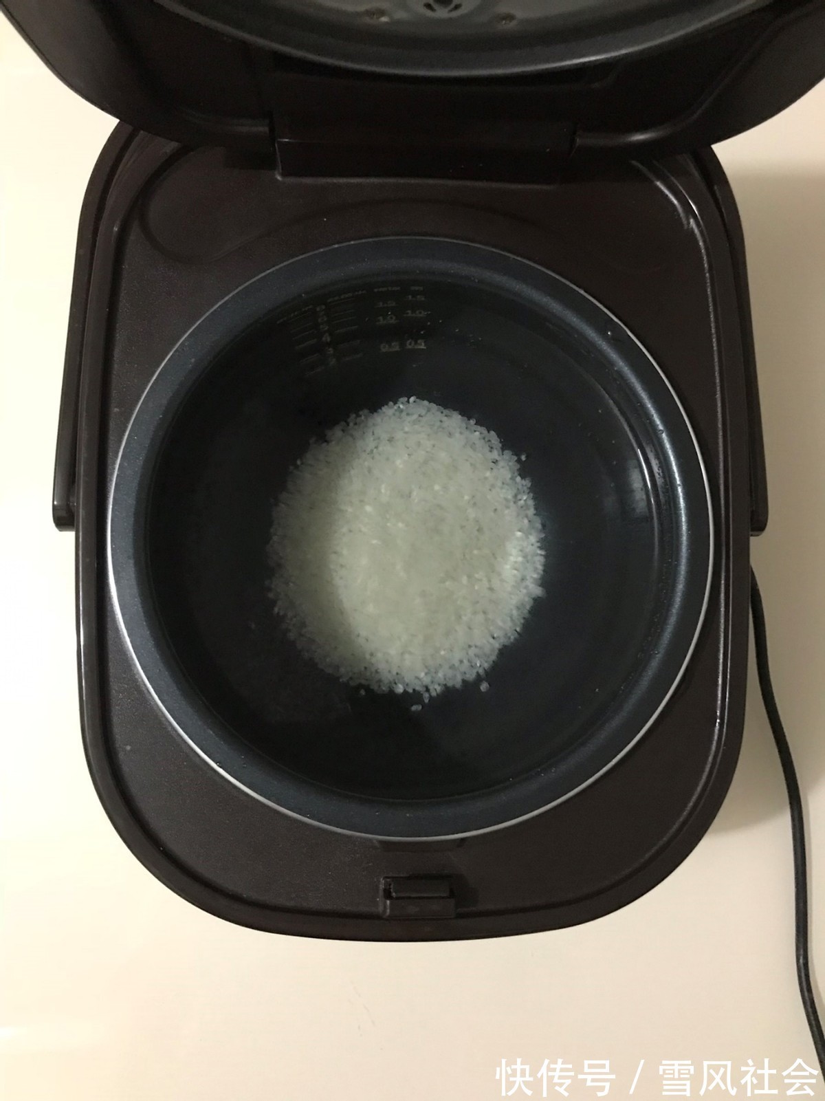 大米粥|这才是皮蛋瘦肉粥最好吃的做法,营养美味,看一遍就能会