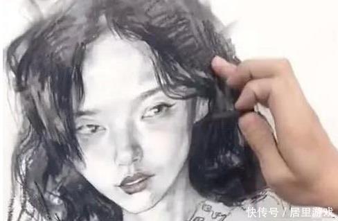 考试|美术生考试画“自画像”火了，美女画得很好，但老师还是给了0分