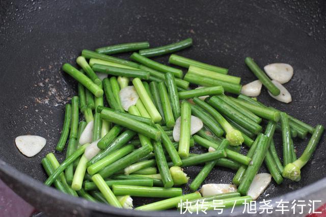 光盘|推荐一道夏季快手家常菜，五分钟端上桌，口感鲜美吃光盘也不长肉