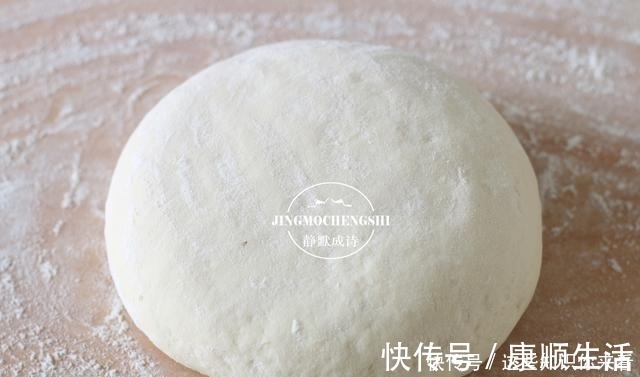 肉馅儿|千层肉饼的这个做法,吃着更方便,配粥吃,特满足,技巧全教你