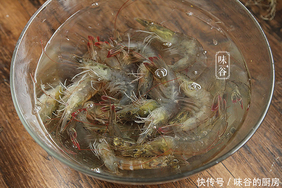 热水|白水煮虾,冷水下锅还是热水下锅?水用错了,难怪虾肉不嫩腥味重