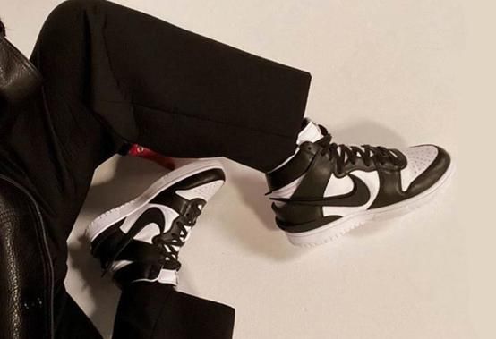 新年纠结穿搭色？经典黑白全档位都齐全