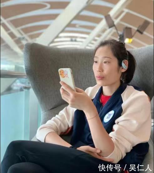 主攻手|好消息!李盈莹变身广告女王,商业价值超越朱婷,全国家队最高!