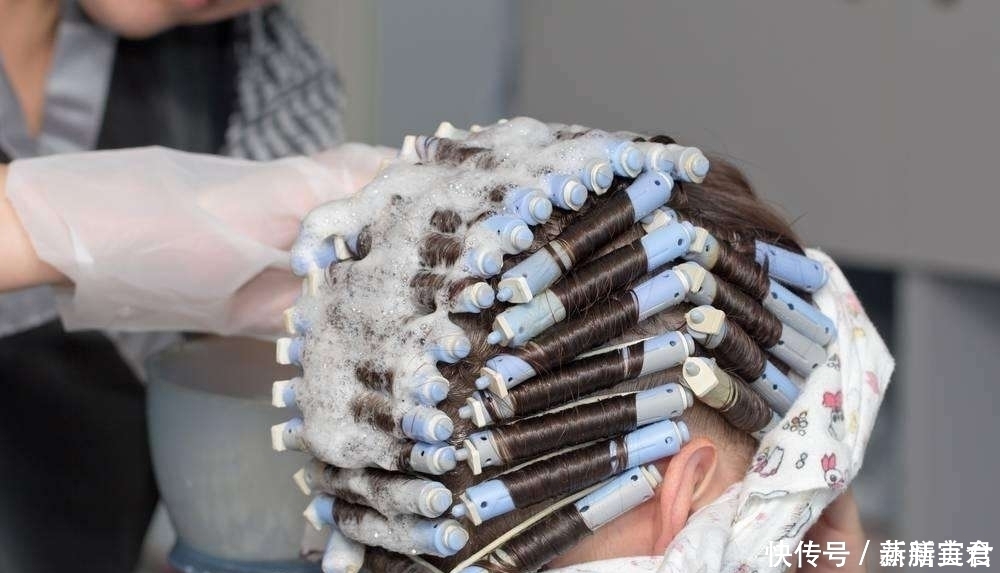 卷发|一年前烫过头发,如果再烫会不会有影响,应该注意什么?