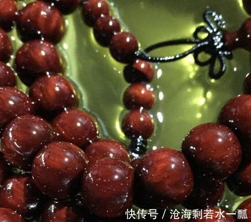 表面|文玩圈商家造假技术不断升级屡被曝光还有玩家上当!