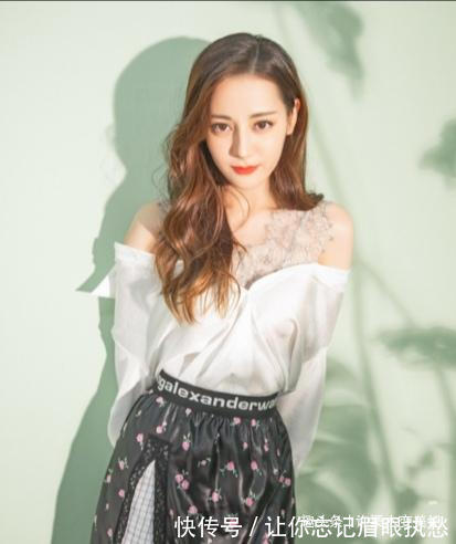 发型 丸子头已经不流行了,今年这6种“发型”是真火,简单大方显脸小