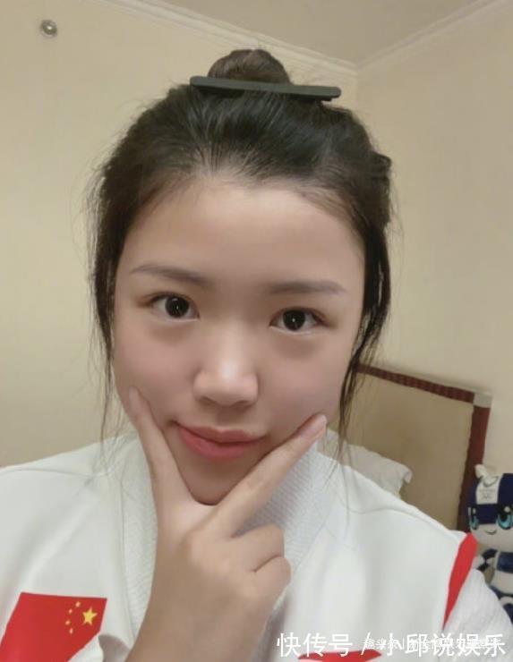 愿望|杨倩中秋有两大愿望,着急回老家团聚,不忘维护清华学霸