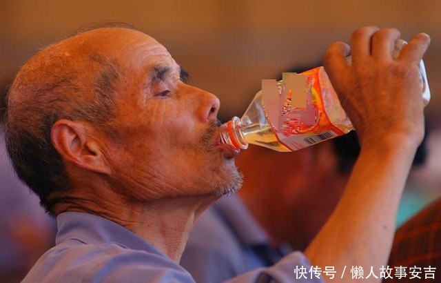 脑梗最怕的“一种水”,不是绿豆汤,你若常喝,血管会感激你