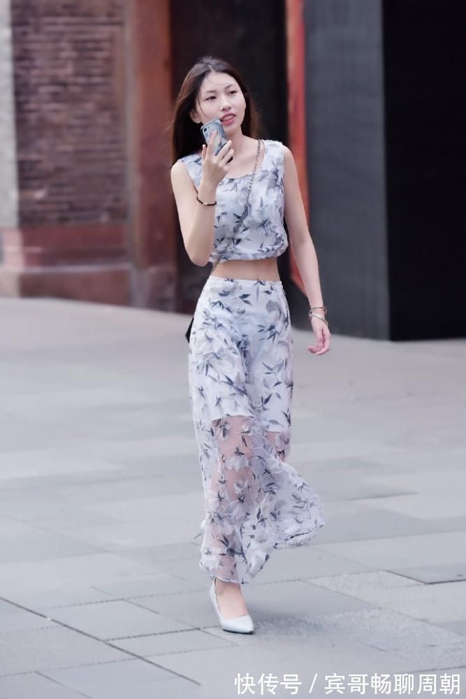 气质 时尚女生选择“中国风”套装,不仅气质出尘,还前卫大胆