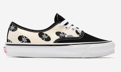 “黑胶唱片”主打！WACKO MARIA × Vans 最新联名曝光！