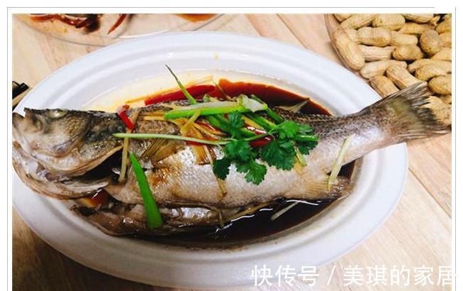 凉拌毛豆|几个老同学来家里吃饭,媳妇特意做一桌菜招待,饭后都夸我好福气