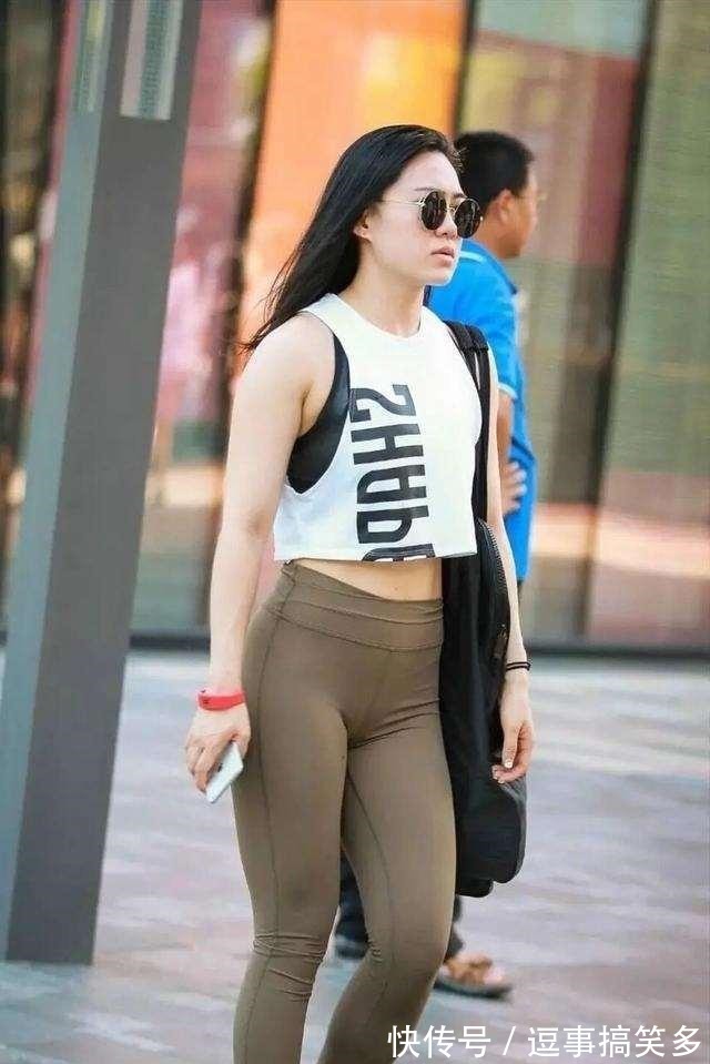 时尚 打底裤助你站在前沿时尚元素,搭配出曼妙身姿,气质非凡!