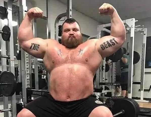 脂肪|这3位肌肉型胖子,都曾被脂肪包裹,脱脂后男友力爆棚!