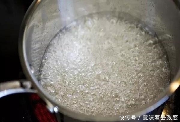 医生|6岁儿子被100度开水烫伤,宝妈“2招”救了娃,医生:很优秀