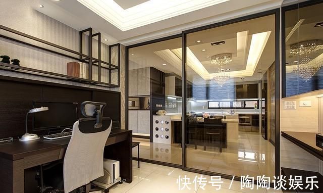 新房|新房装修太漂亮了,玄关吊顶竟然是镜面的设计不禁让人眼前一亮