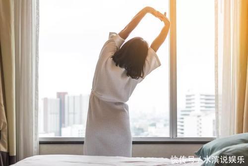 服用降压药|高血压什么时候开始吃降压药每天几点吃降压药最合适一次说清