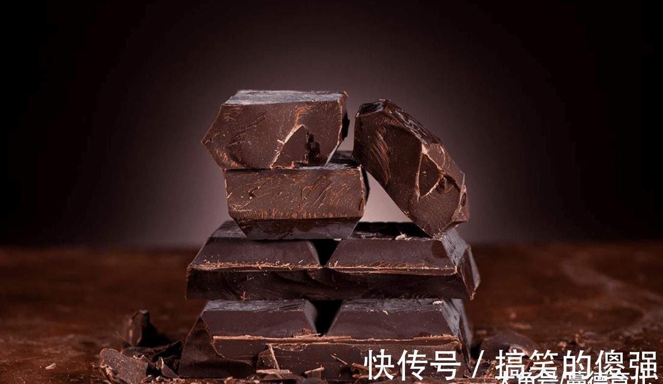 黑牙|3岁男童不吃糖,却长了一口黑牙,牙科医生说都怪父母瞎胡闹