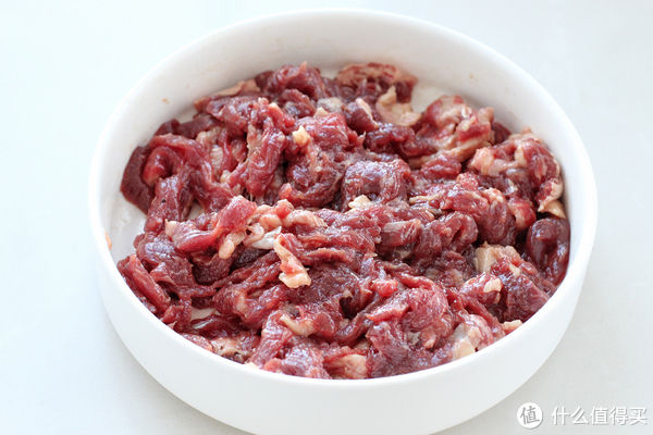 手抓饼又有新吃法，做成香酥美味的牛肉饼，用料十足一个就管饱！