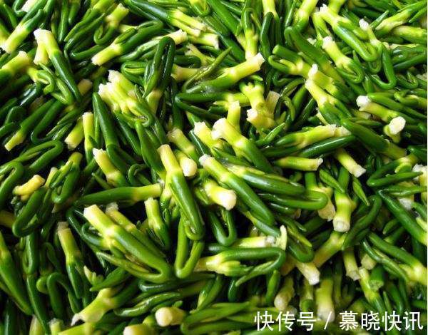 便秘|煮南瓜加一宝，女性常吃，清肠排毒，便秘好了，赘肉悄悄溜走！