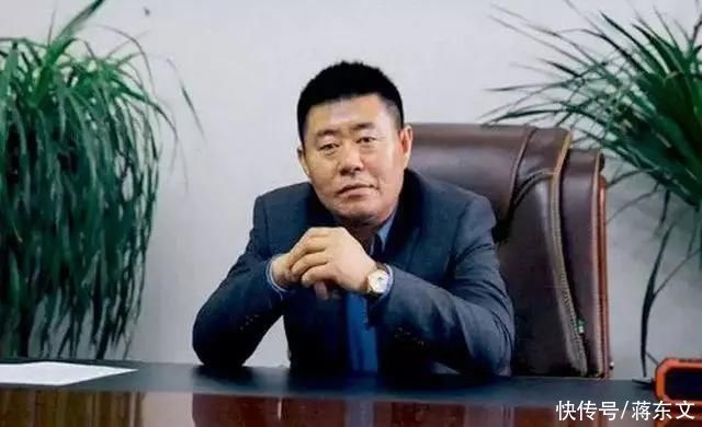 人生|从捡破烂到亿万富翁，他是怎样逆袭人生的？