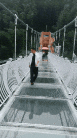 |搞笑GIF趣图:小姐姐这切萝卜的动作,可真不敢惹啊!