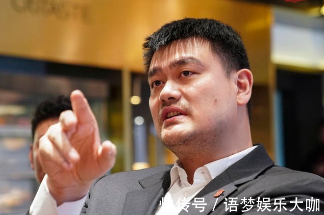 没有意外|姚明彻底寒心!如今继续与耐克合作并在鞋上签名,中国篮协或重罚