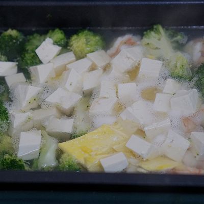 西兰花豆腐虾汤