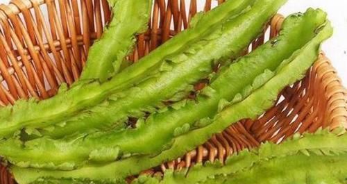 女性想要皮肤好，坚持吃以下食物，美容护肤，水嫩皮肤，好处多多