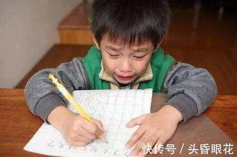 东东|“爸爸,我好累好想睡一会儿”,孩子累得趴下再也没醒来,心疼